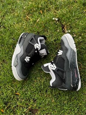 Jordan 4 Retro Mid Bred Reimagined 2024